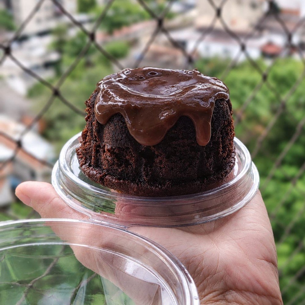 Mini vulcão de chocolate com brigadeiro